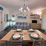 Сasa de vacaciones A 5 Minuti, Giardino E Vista Mare - Due Splendide Indipendenti