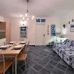 A 5 Minuti, Giardino E Vista Mare - Due Splendide Indipendenti * Palau
