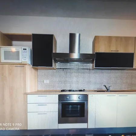 Holiday home A 5 Min, Giardino E Vista Mare - Due Splendide Indipendenti