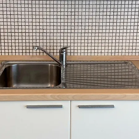 A 5 Minuti, Giardino E Vista Mare - Due Splendide Indipendenti