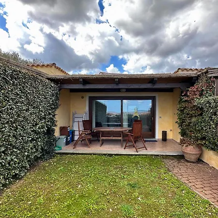 Semesterbostad A 5 Minuti, Giardino E Vista Mare - Due Splendide Indipendenti *