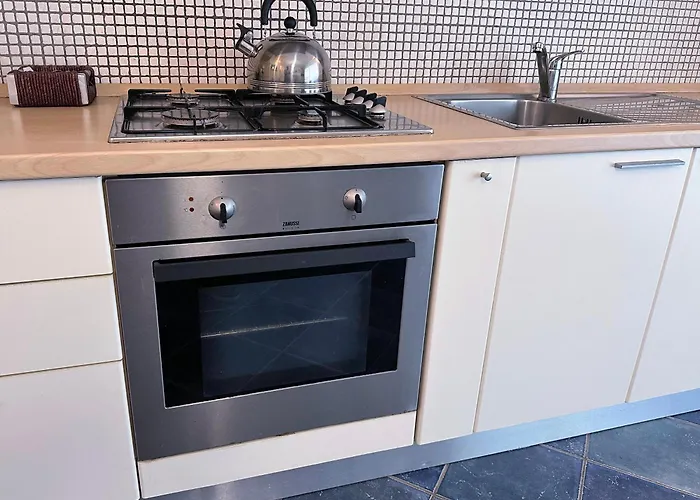 A 5 Minuti, Giardino E Vista Mare - Due Splendide Indipendenti