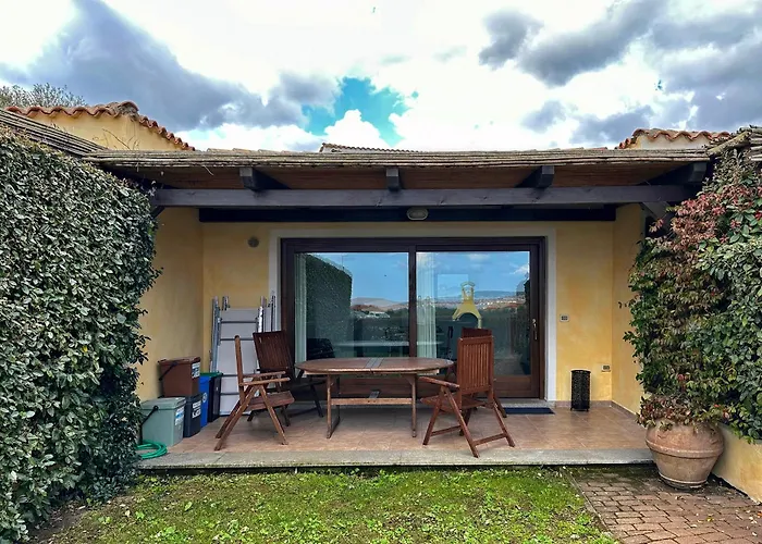 A 5 Minuti, Giardino E Vista Mare - Due Splendide Indipendenti